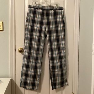 Vintage FILA men’s green and black plaid golf pants. Size 34